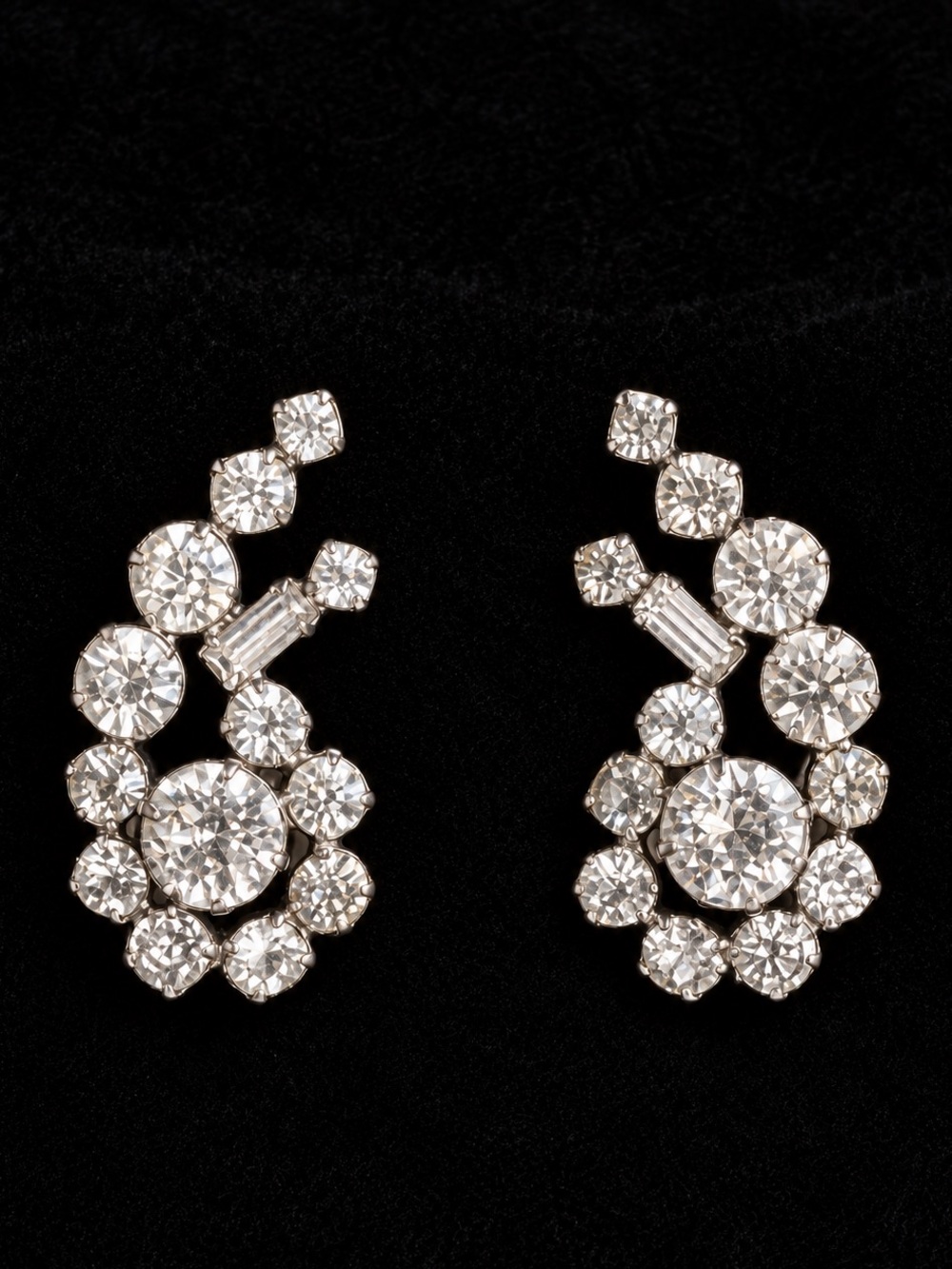 Vintage 40’s REINAD Signed Rhinestone Costume Crawler Clip On Earrings Jewelry
